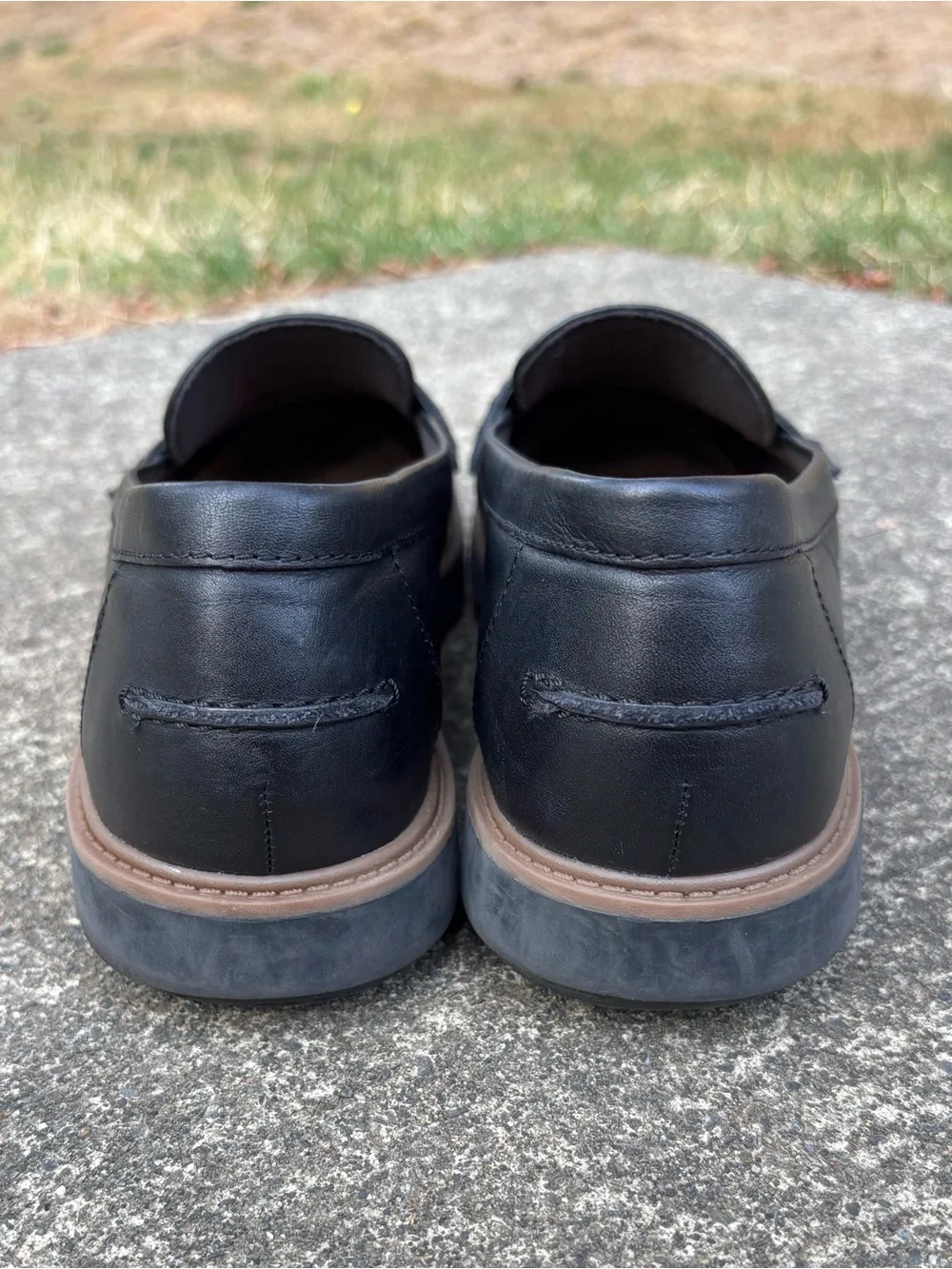 Clarks Black Leather Penny Loafers Women’s Size 10 Classic Comfort Shoes